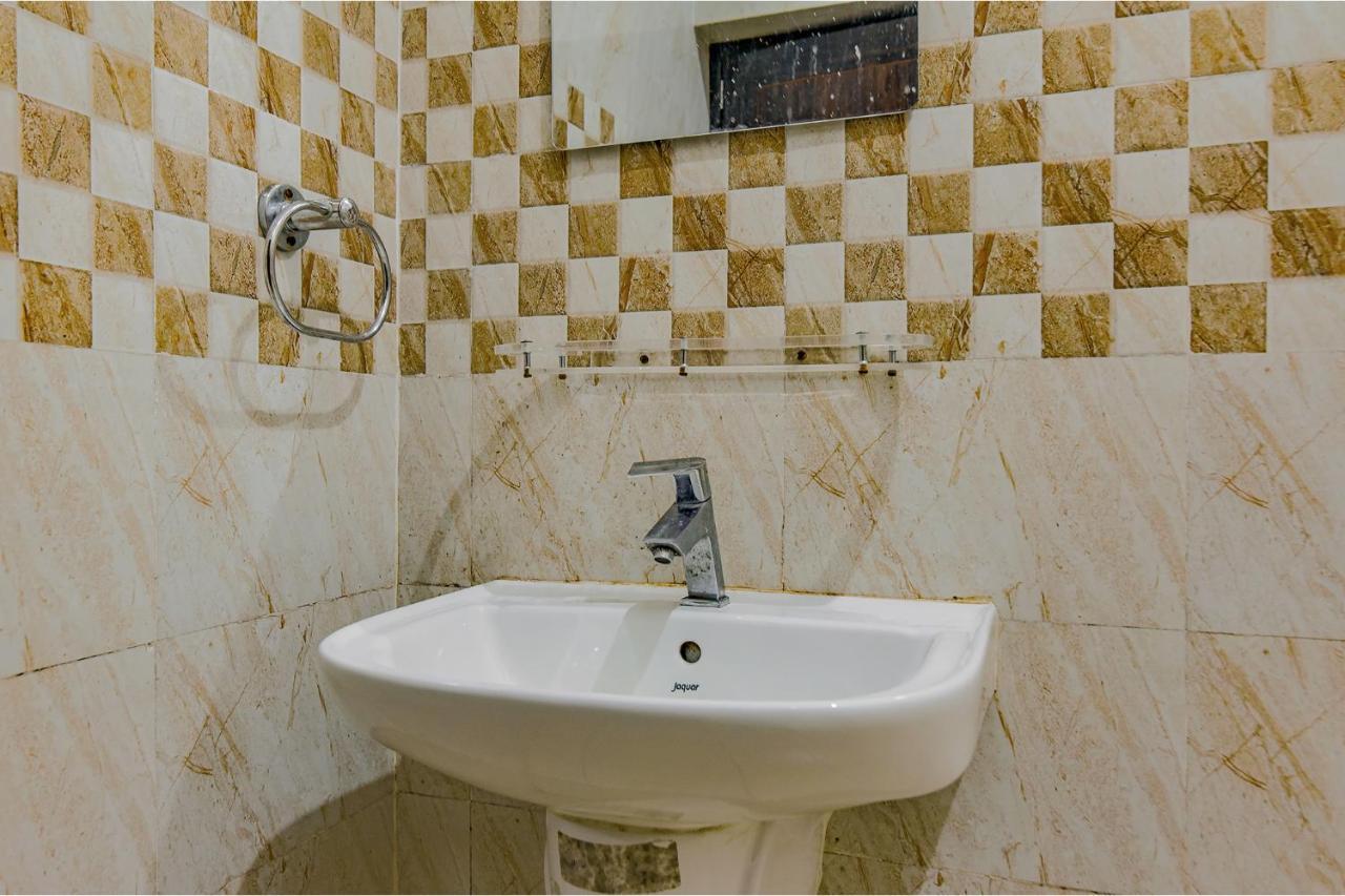 Fabhotel New Central Bhuvanesvar Kültér fotó